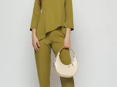 Compleu Mihaela kaki